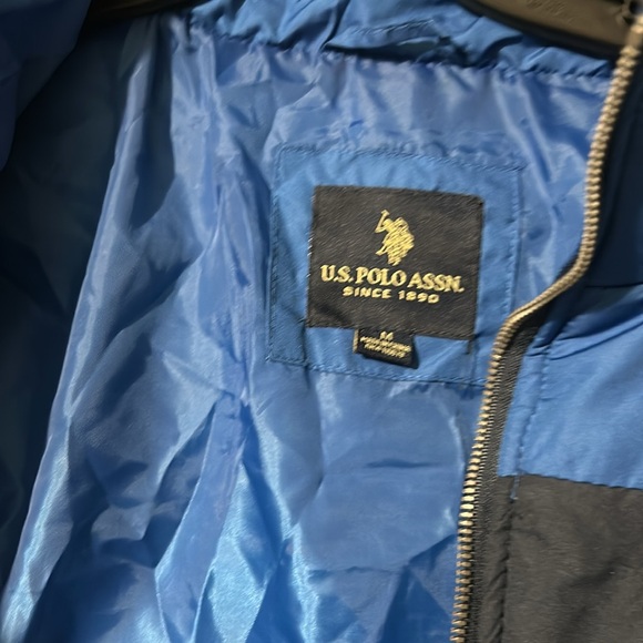 Men’s Winter Jacket - Picture 2 of 2